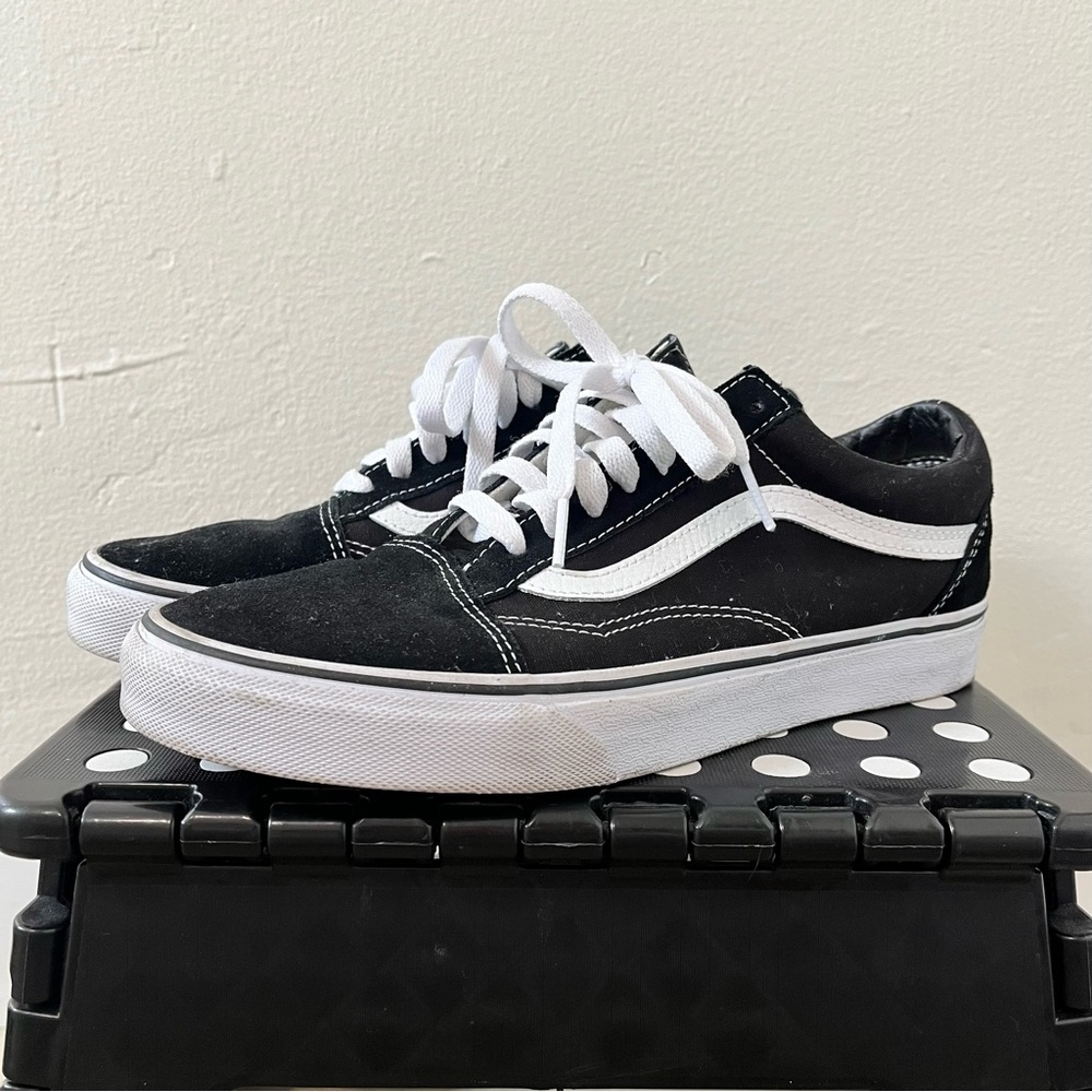 VANS OLD SKOOL SHOES